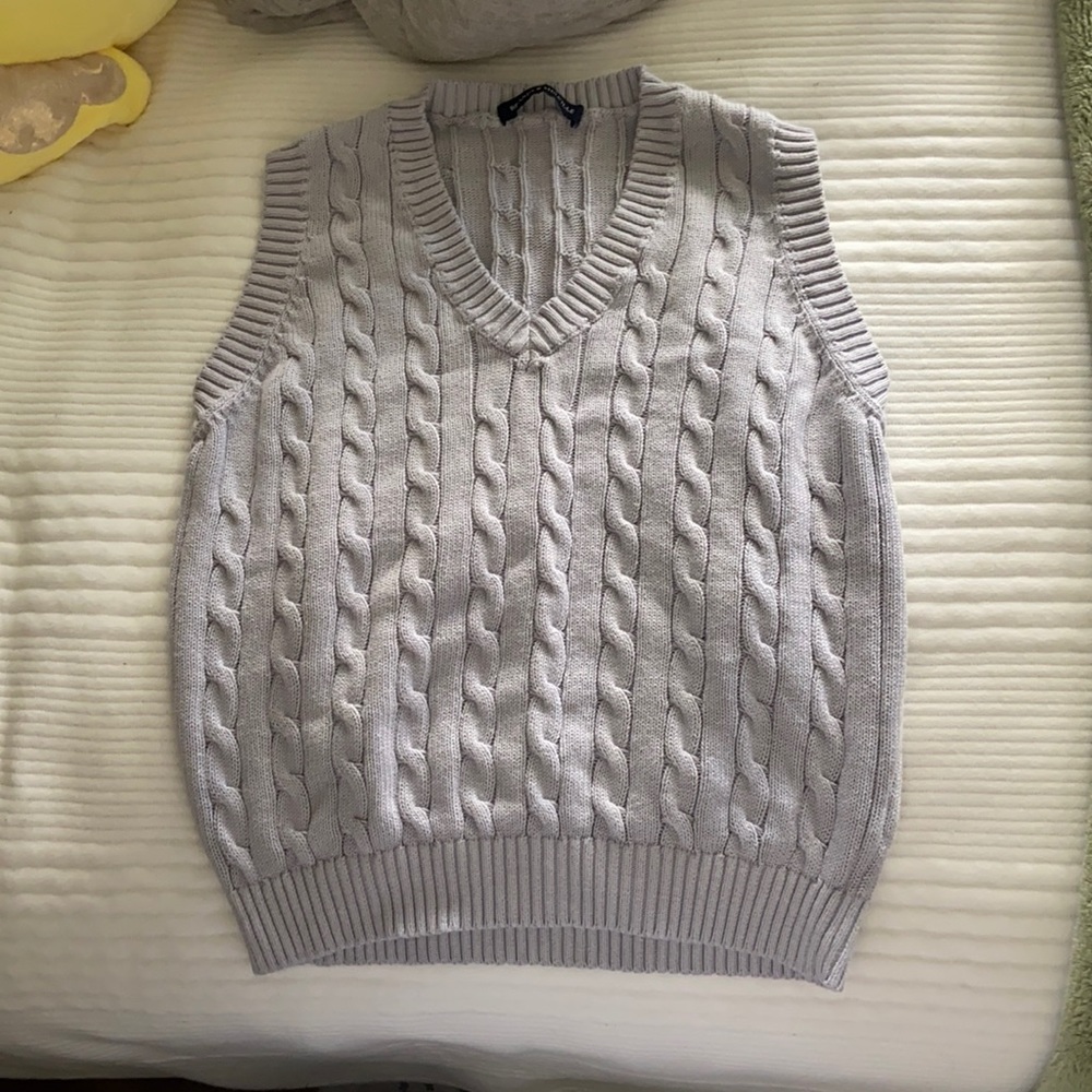 Brandy Melville sweater vest